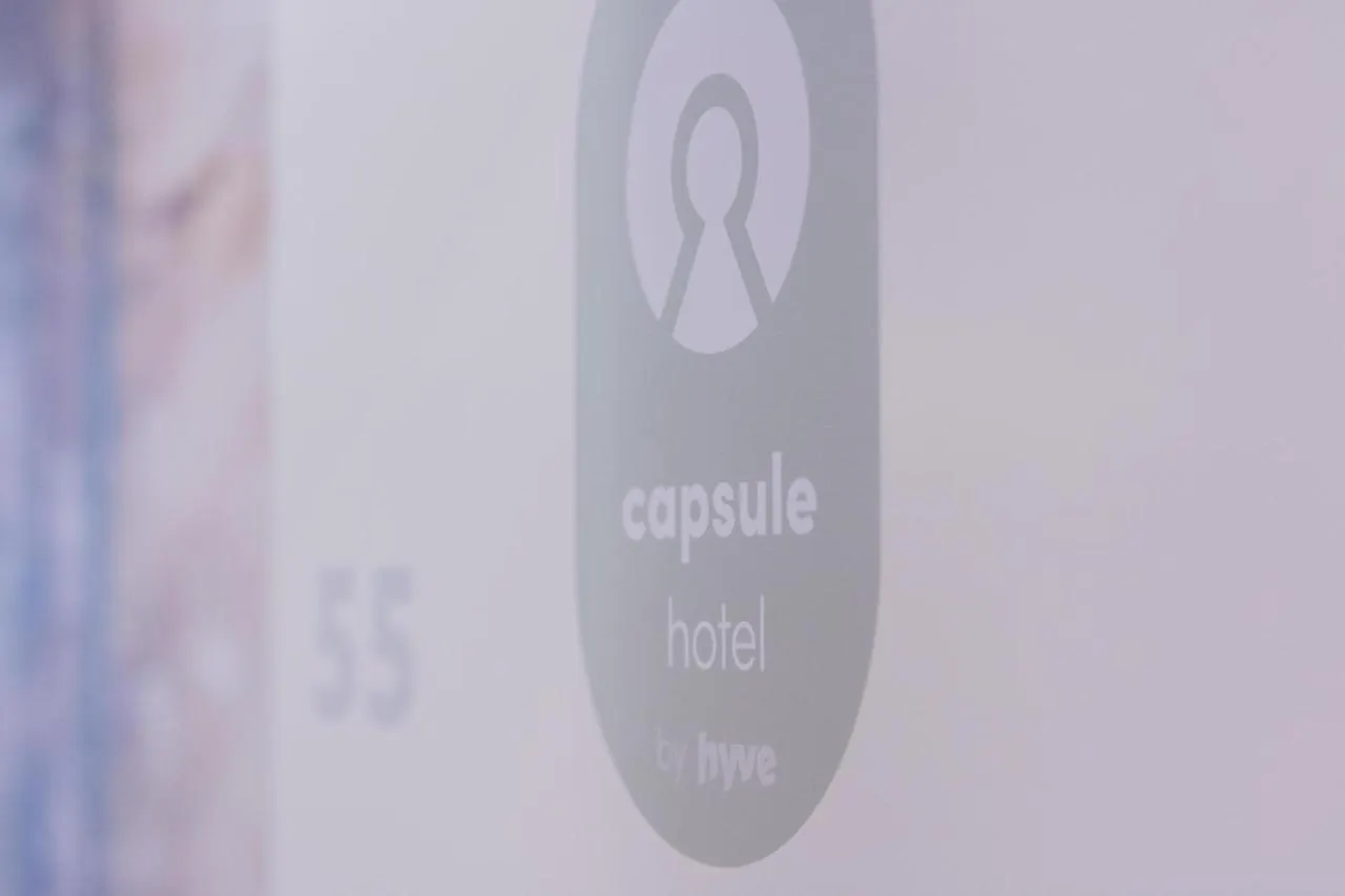 Capsule Hotel By Hyve Βασιλεία